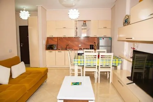 Stefanos Lungomare Apartment Vlore