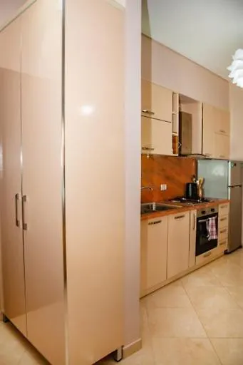 Stefanos Lungomare Apartment Vlore